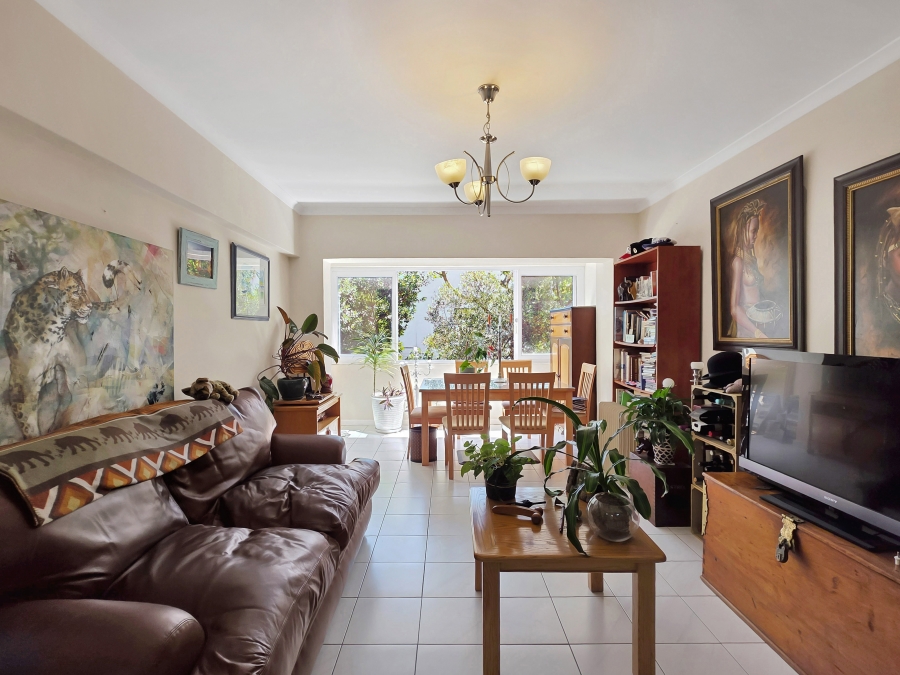 2 Bedroom Property for Sale in Green Point Western Cape